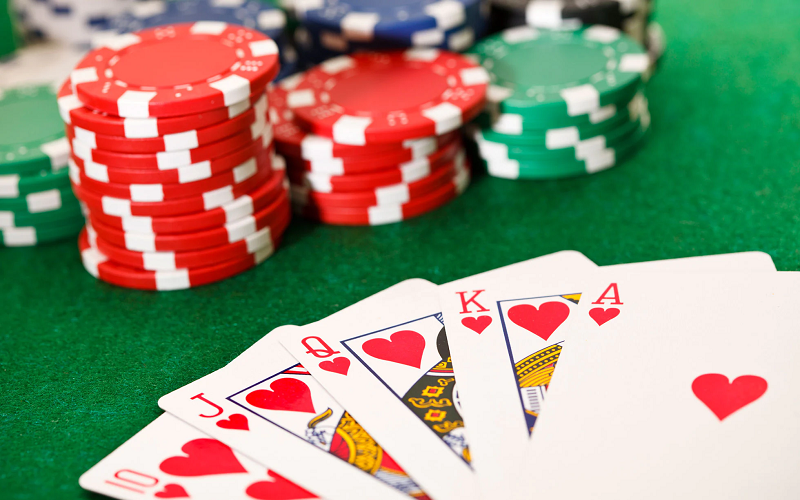 Cách chơi Poker siêu dễ dành cho người mới bắt đầu