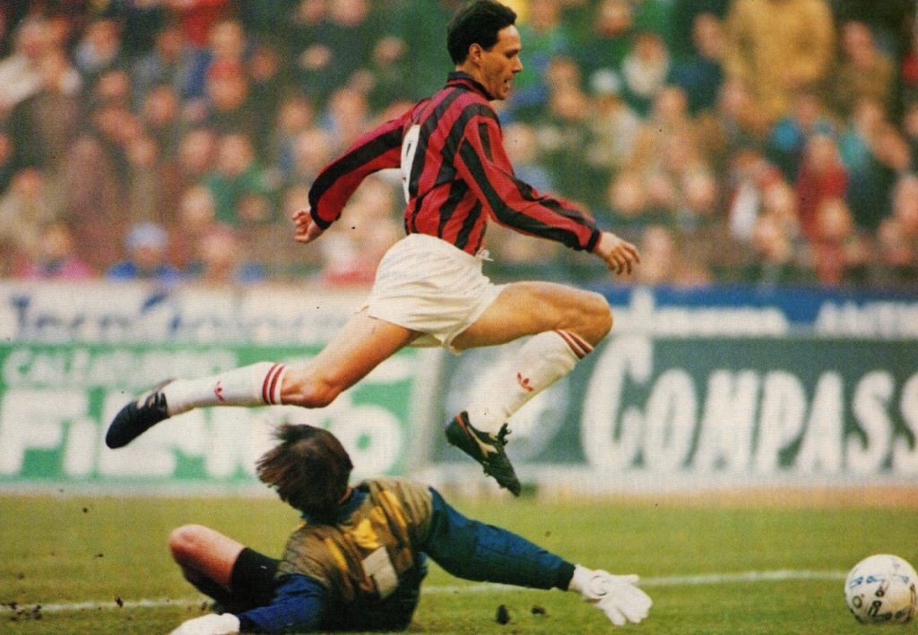 Số áo Rijkaard - Huyền thoại bóng đá Hà Lan