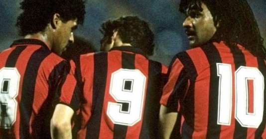 Số áo Rijkaard - Huyền thoại bóng đá Hà Lan