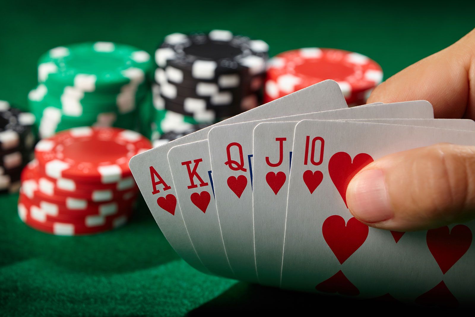 Hướng Dẫn Cách Chơi Poker Cực Chất Từ Các Chuyên Gia