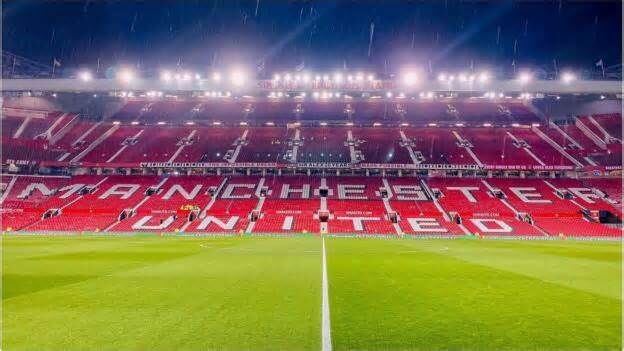Sân vận động Old Trafford - Chứng kiến lịch sử của Manchester United | Deviat Sports